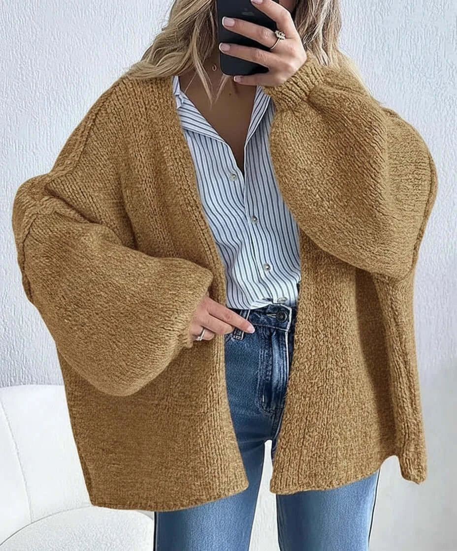 Comfy Oversized Cardigan styled with casual outfit, perfect for cozy and effortless warmth and elegance.