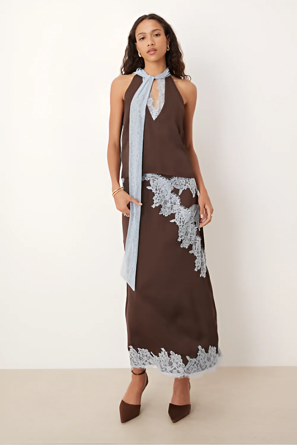Lace Panel – Elegant Top & Skirt Suit Set